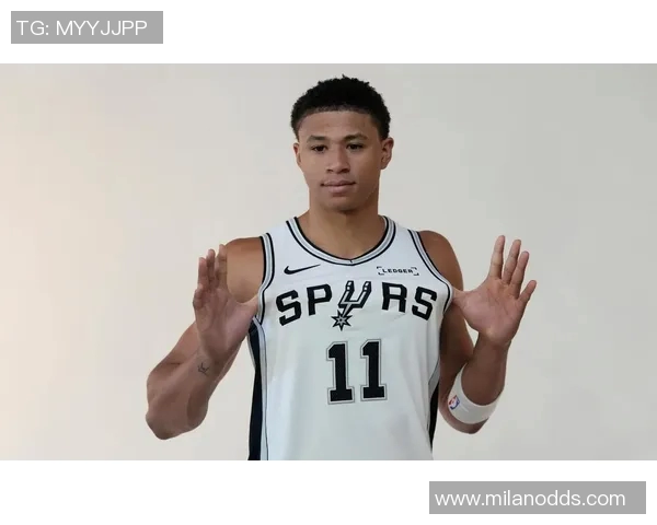 乐透秀首秀精彩纷呈探花狂砍34分弗拉格双双11人登场8人得分上双